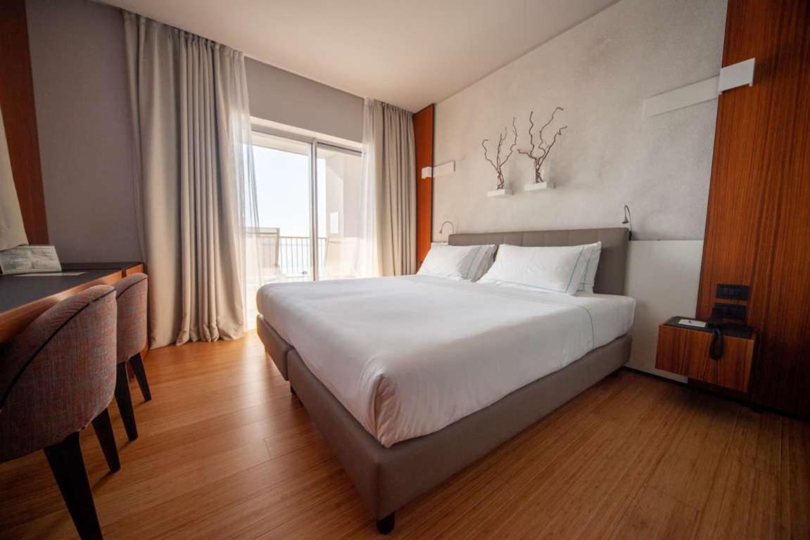 Hotel Ocelle Thermae&Spa (Adults Only) Сирмионе Экстерьер фото