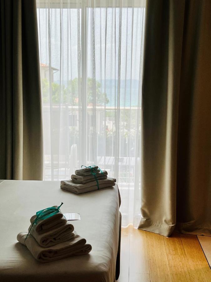 Hotel Ocelle Thermae&Spa (Adults Only) Сирмионе Экстерьер фото