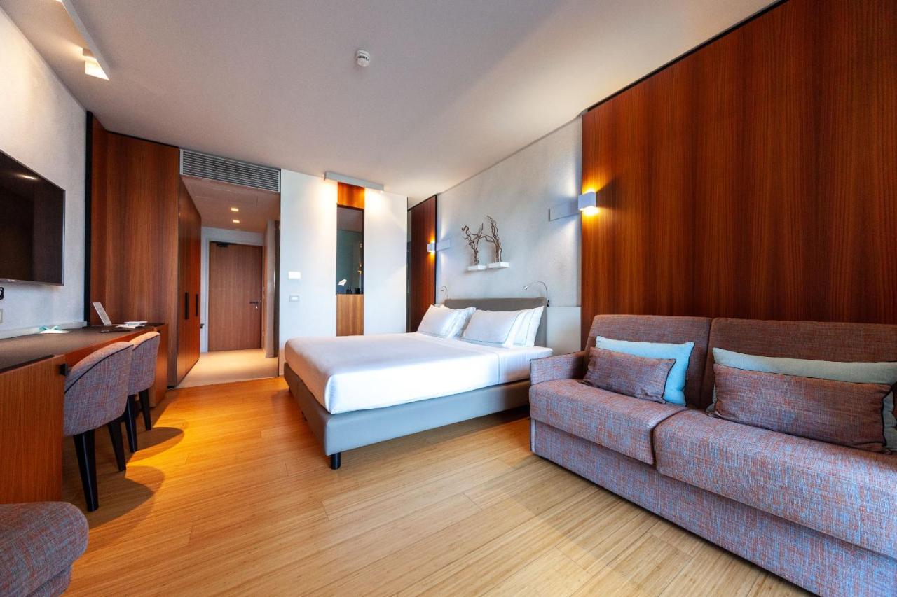 Hotel Ocelle Thermae&Spa (Adults Only) Сирмионе Экстерьер фото